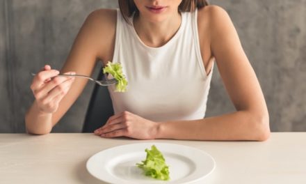 9 Signs That You’re Not Eating Enough